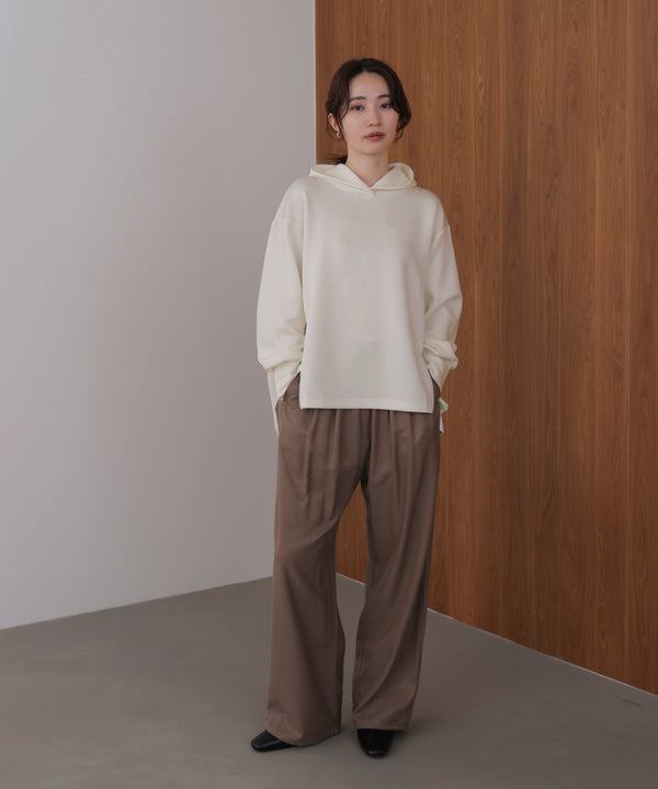 シルキーダンボールコクーンパーカー