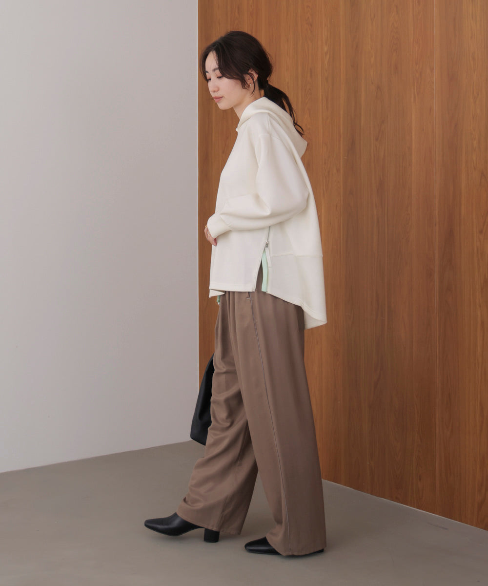 シルキーダンボールコクーンパーカー