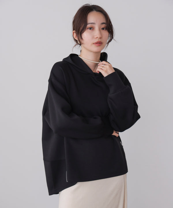 シルキーダンボールコクーンパーカー