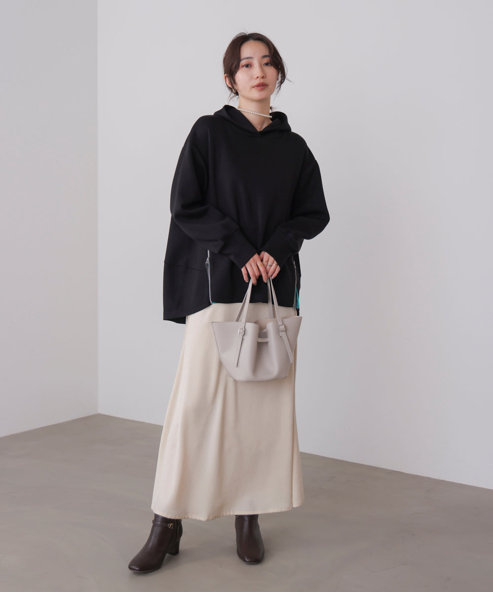 シルキーダンボールコクーンパーカー