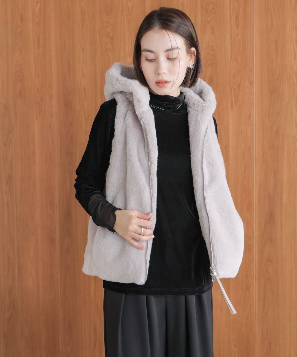 フェイクシープフード付ファーベスト［11/13発送予定］