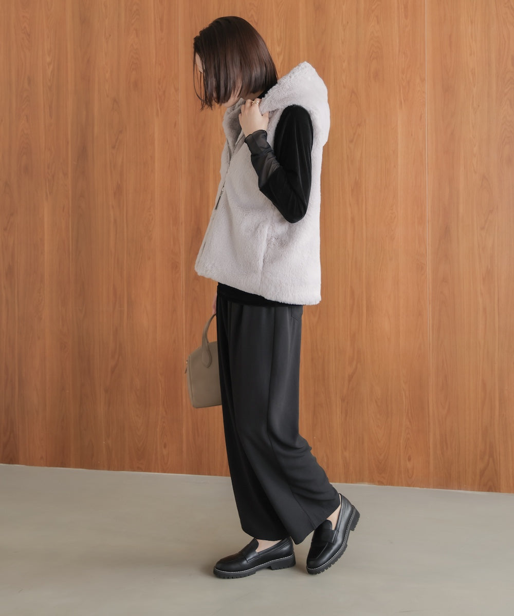 フェイクシープフード付ファーベスト［11/13発送予定］