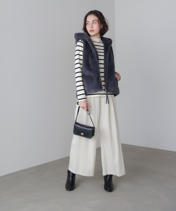 フェイクシープフード付ファーベスト［11/13発送予定］