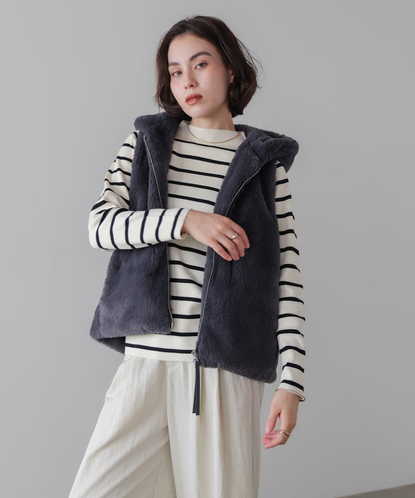フェイクシープフード付ファーベスト［11/13発送予定］
