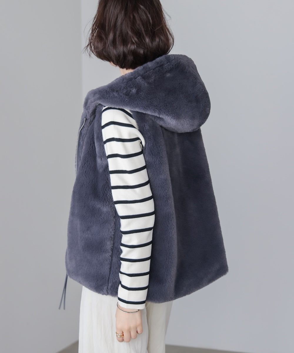 フェイクシープフード付ファーベスト
