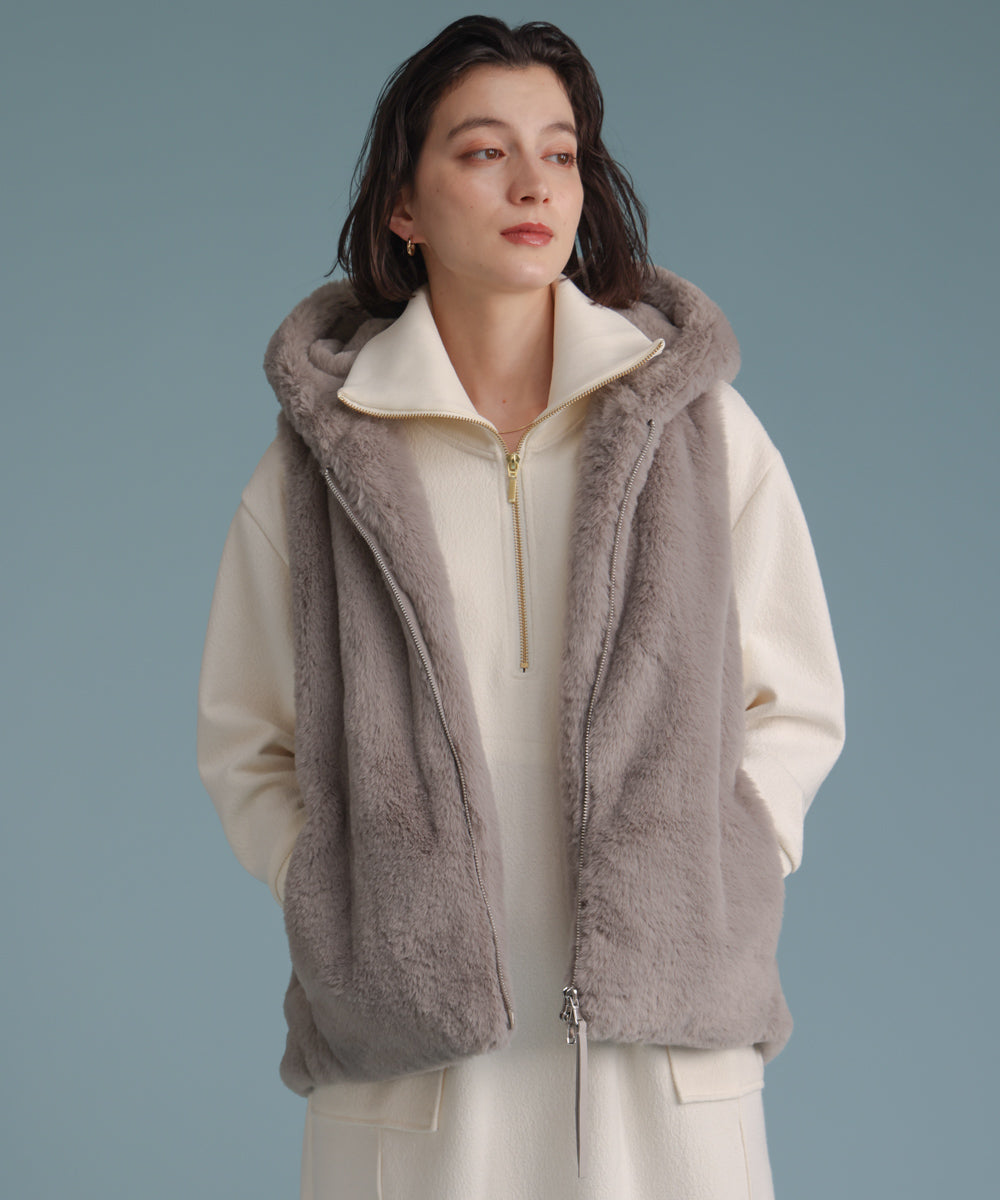 フェイクシープフード付ファーベスト