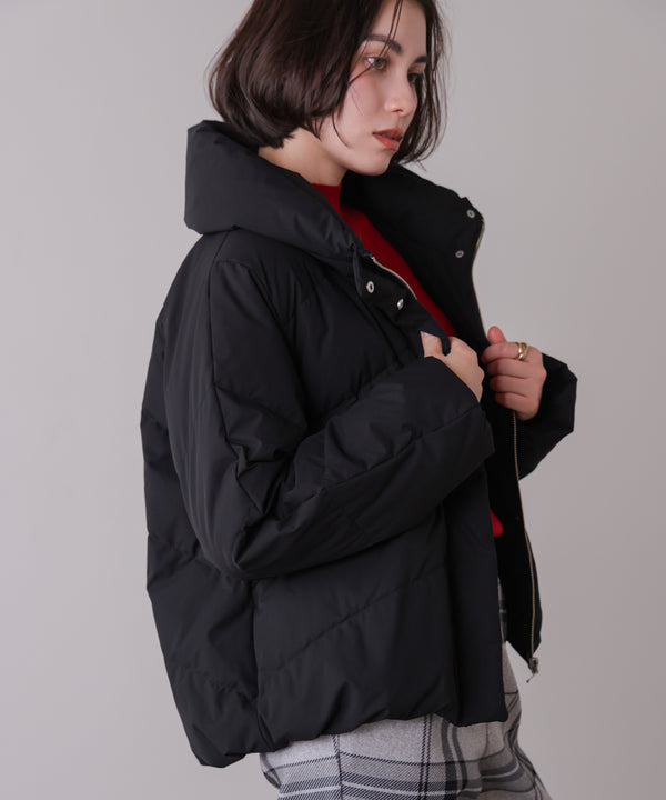 ストレッチカシュネックピュアダウン