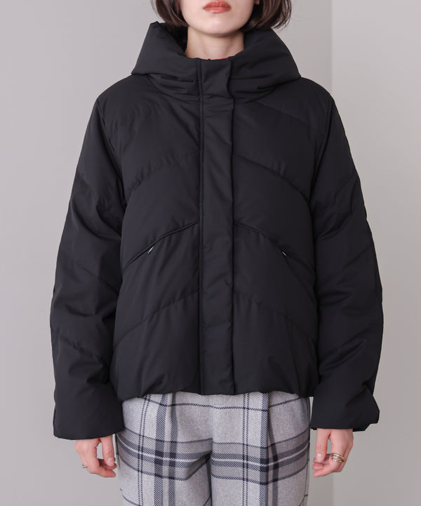 ストレッチカシュネックピュアダウン