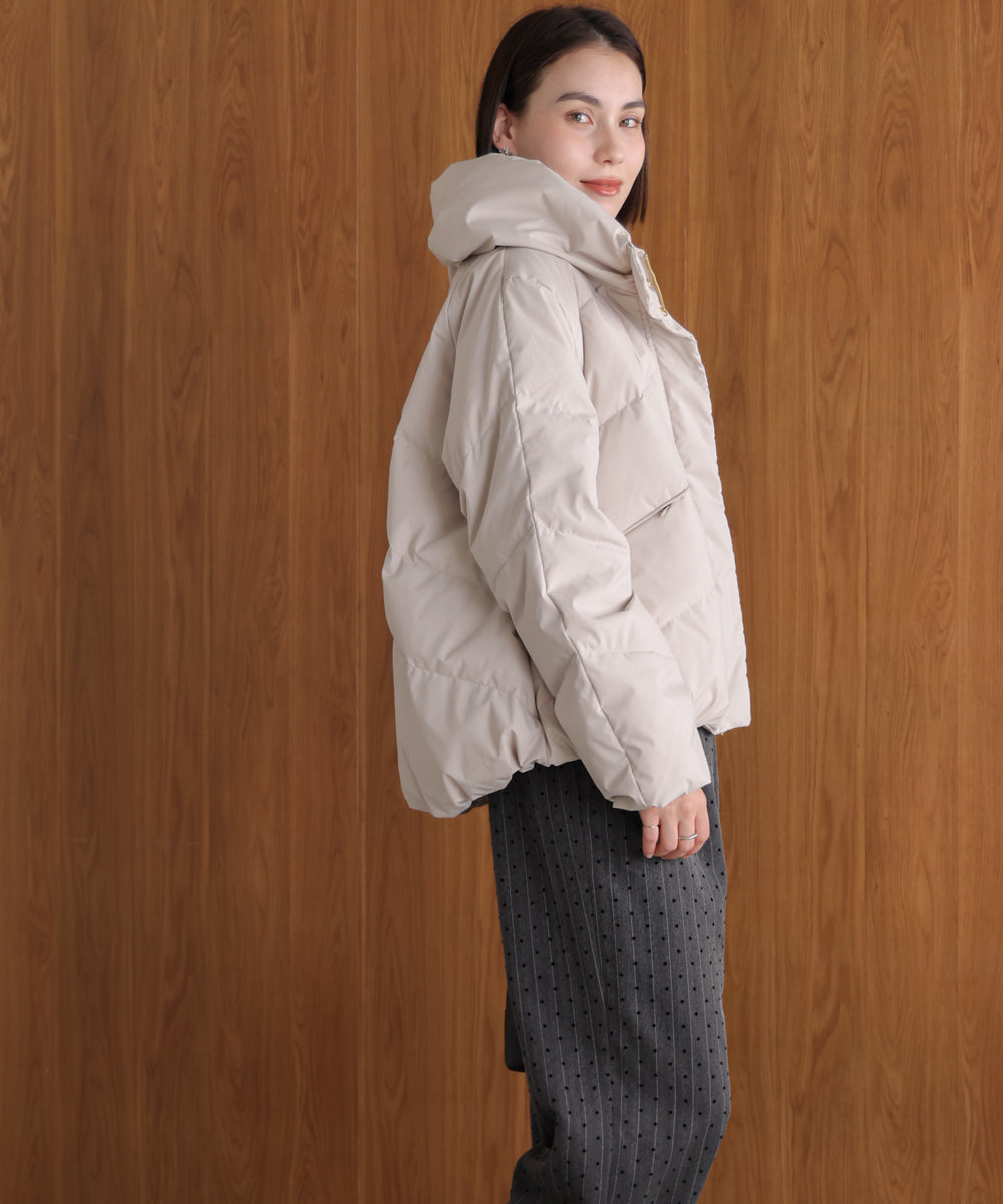 ストレッチカシュネックピュアダウン