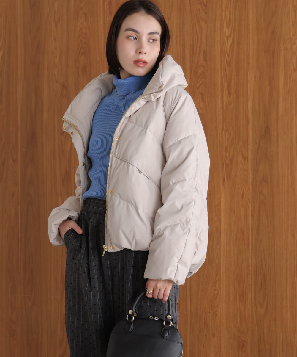 ストレッチカシュネックピュアダウン