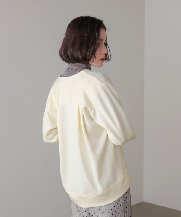 パウンドストレッチフレアプルオーバー