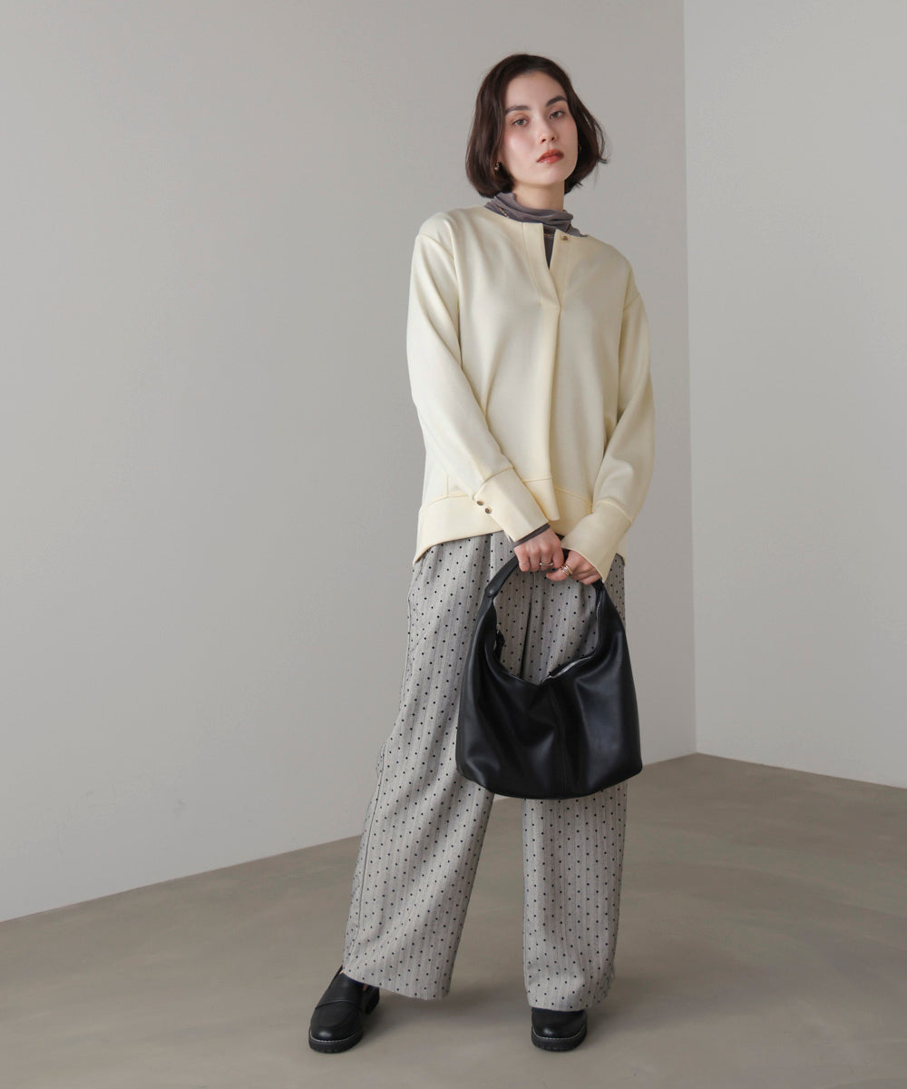 パウンドストレッチフレアプルオーバー