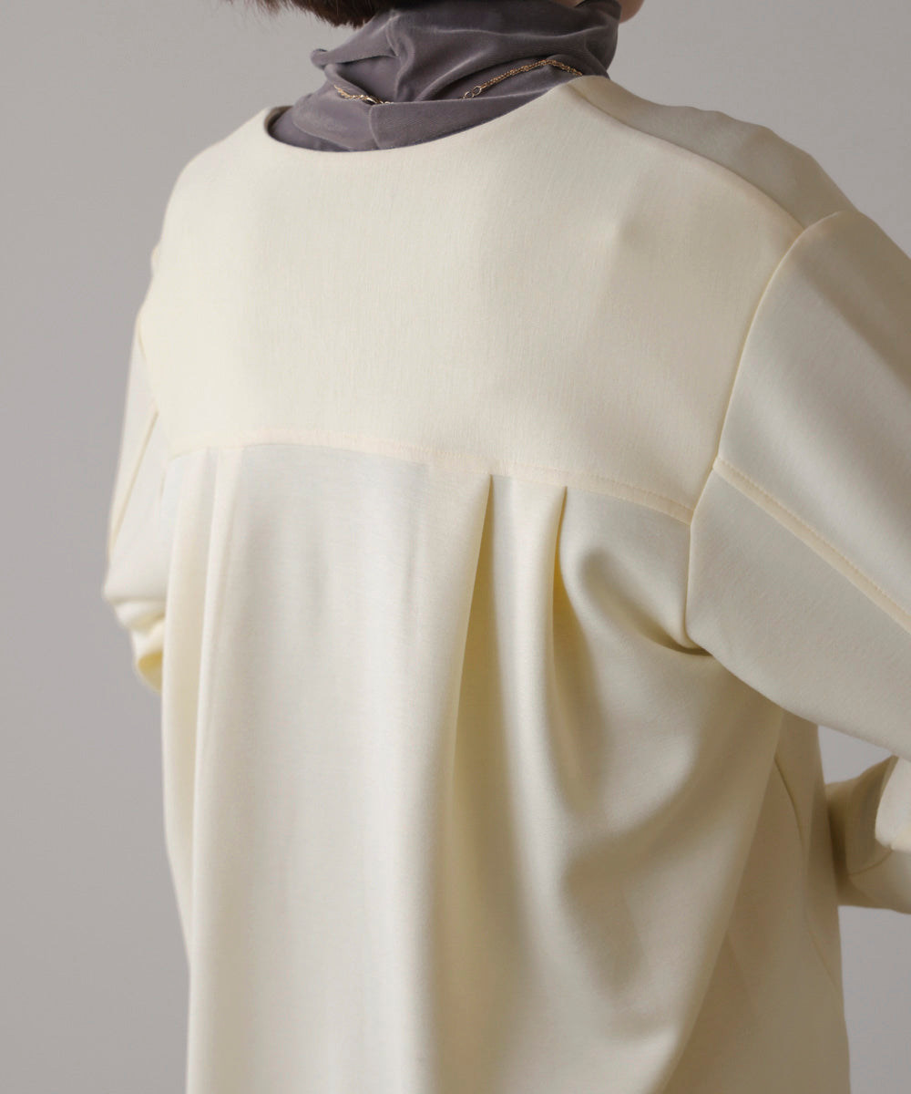 パウンドストレッチフレアプルオーバー