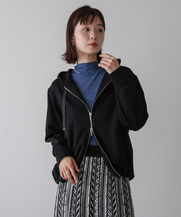 パウンドストレッチサイド異素材パーカー