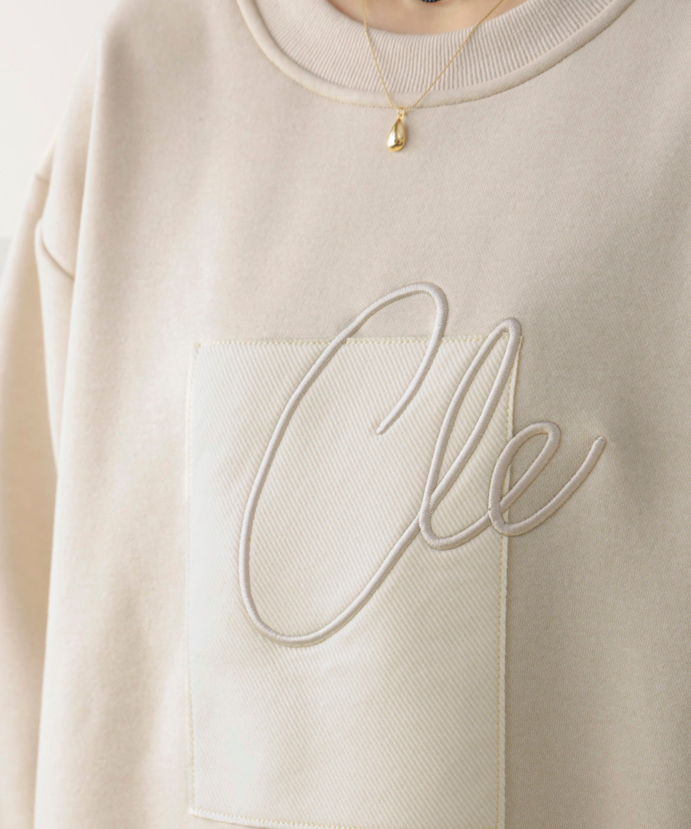裏起毛アイロンロゴプルオーバー