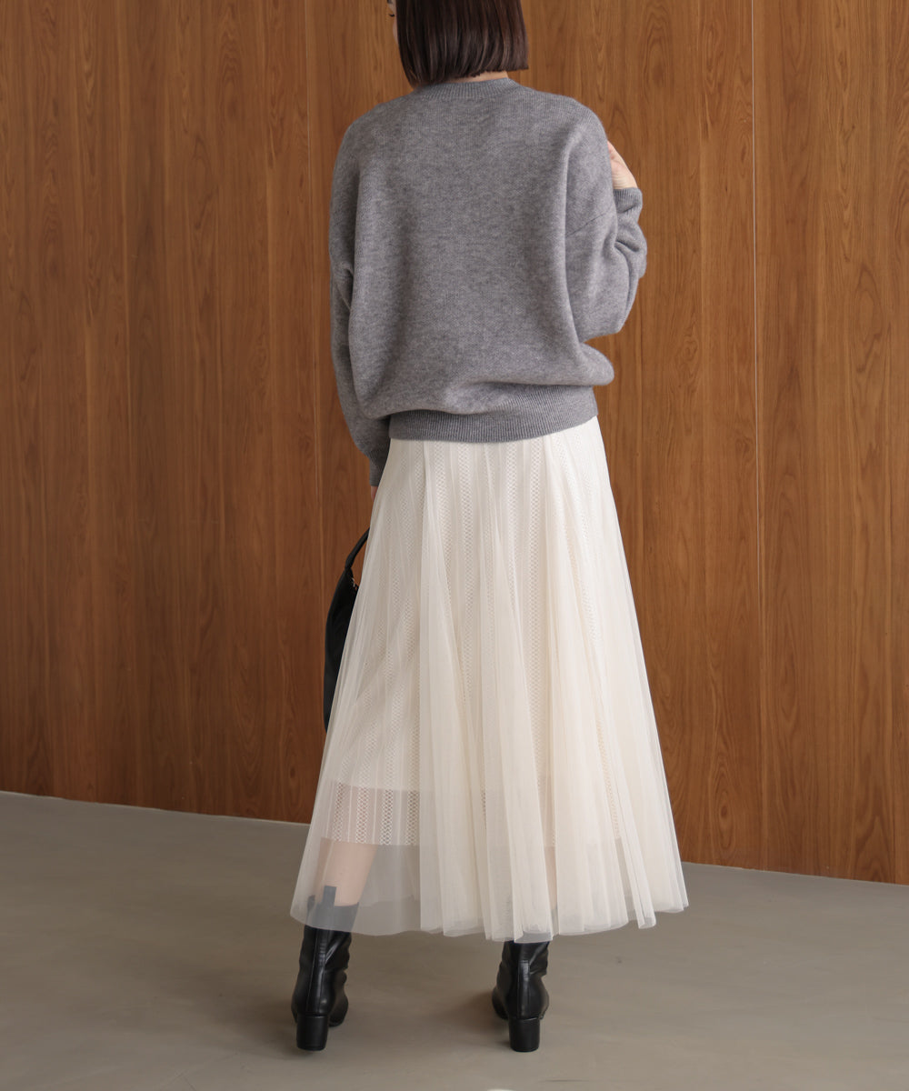 チュール刺繍ロゴニット