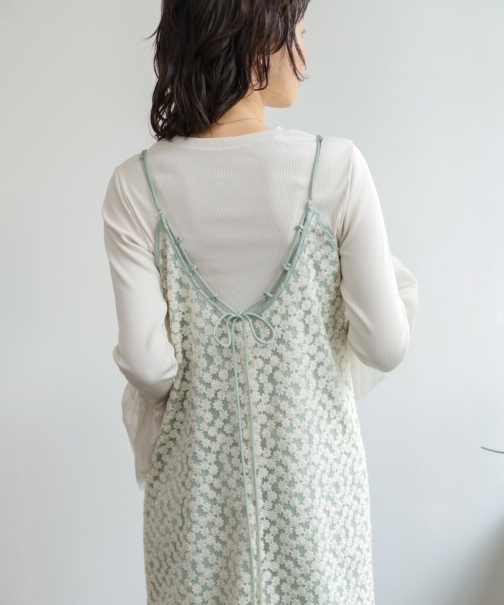 刺繍フラワーキャミワンピース