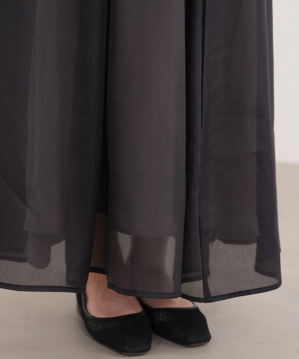 シアーフレアスカート