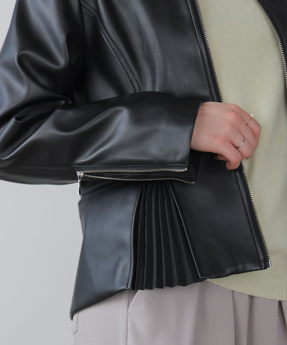 ペプラムフェイクレザージャケット