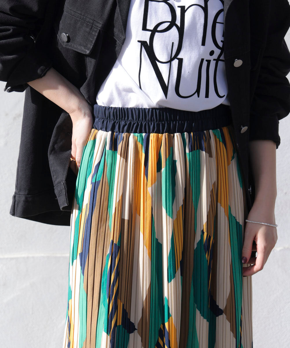 幾何柄プリーツスカート［2/6発送予定］