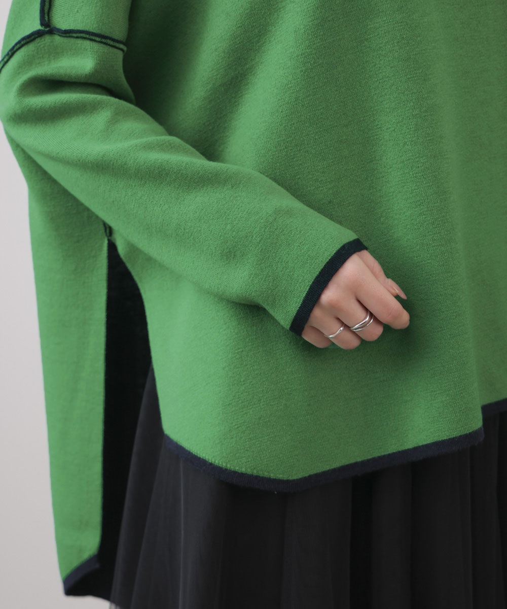 リバーシブルダブル丸首ポンチョ風ニット