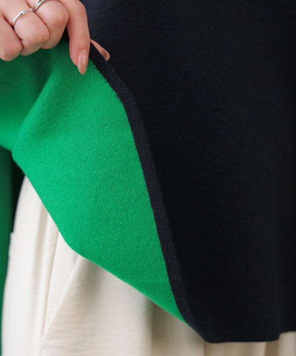 リバーシブルダブル丸首ポンチョ風ニット