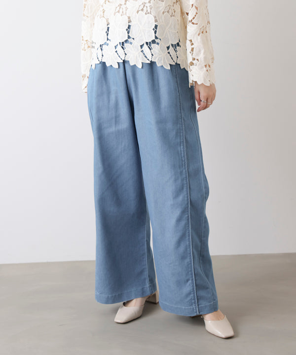 ライトデニムイージーワイドパンツ［2/20発送予定］