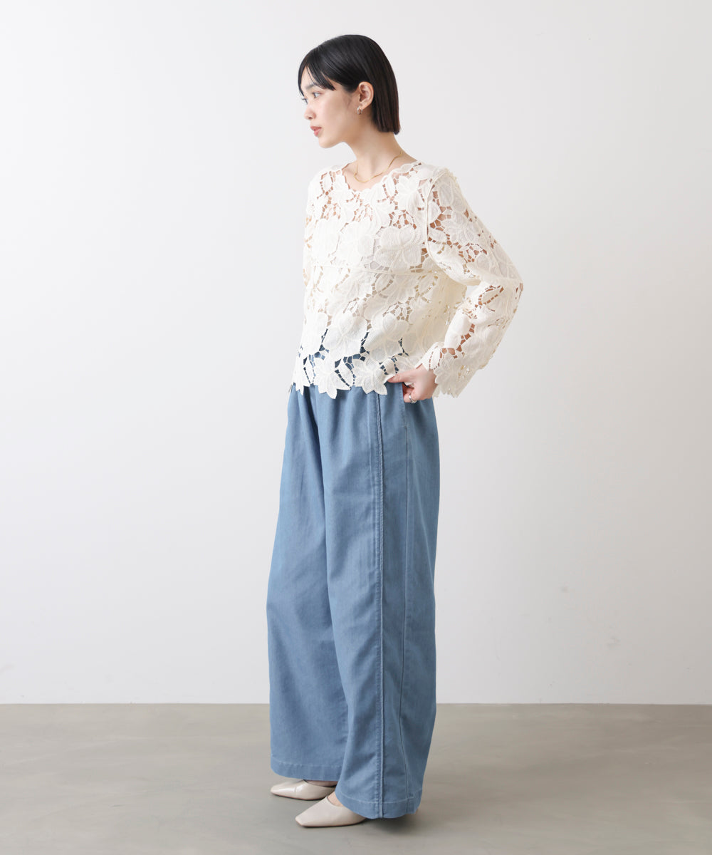 ライトデニムイージーワイドパンツ［2/20発送予定］