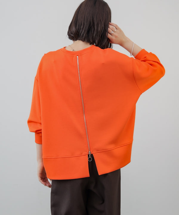 パウンドストレッチバックＺｉｐプルオーバー［2/6発送予定］