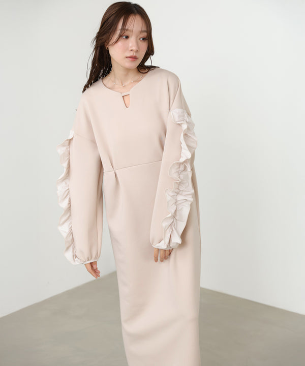 フリルスリーブポンチワンピース