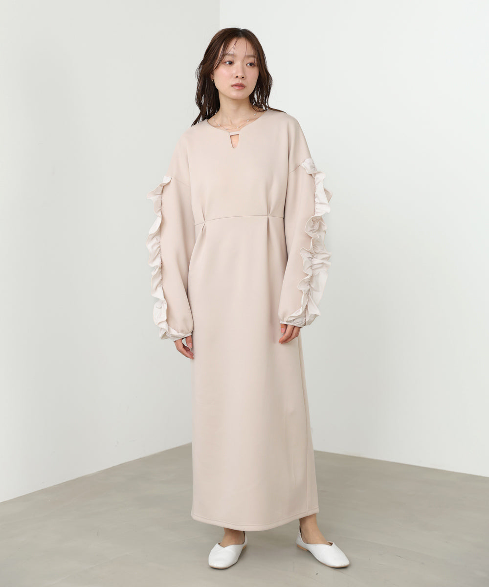 フリルスリーブポンチワンピース