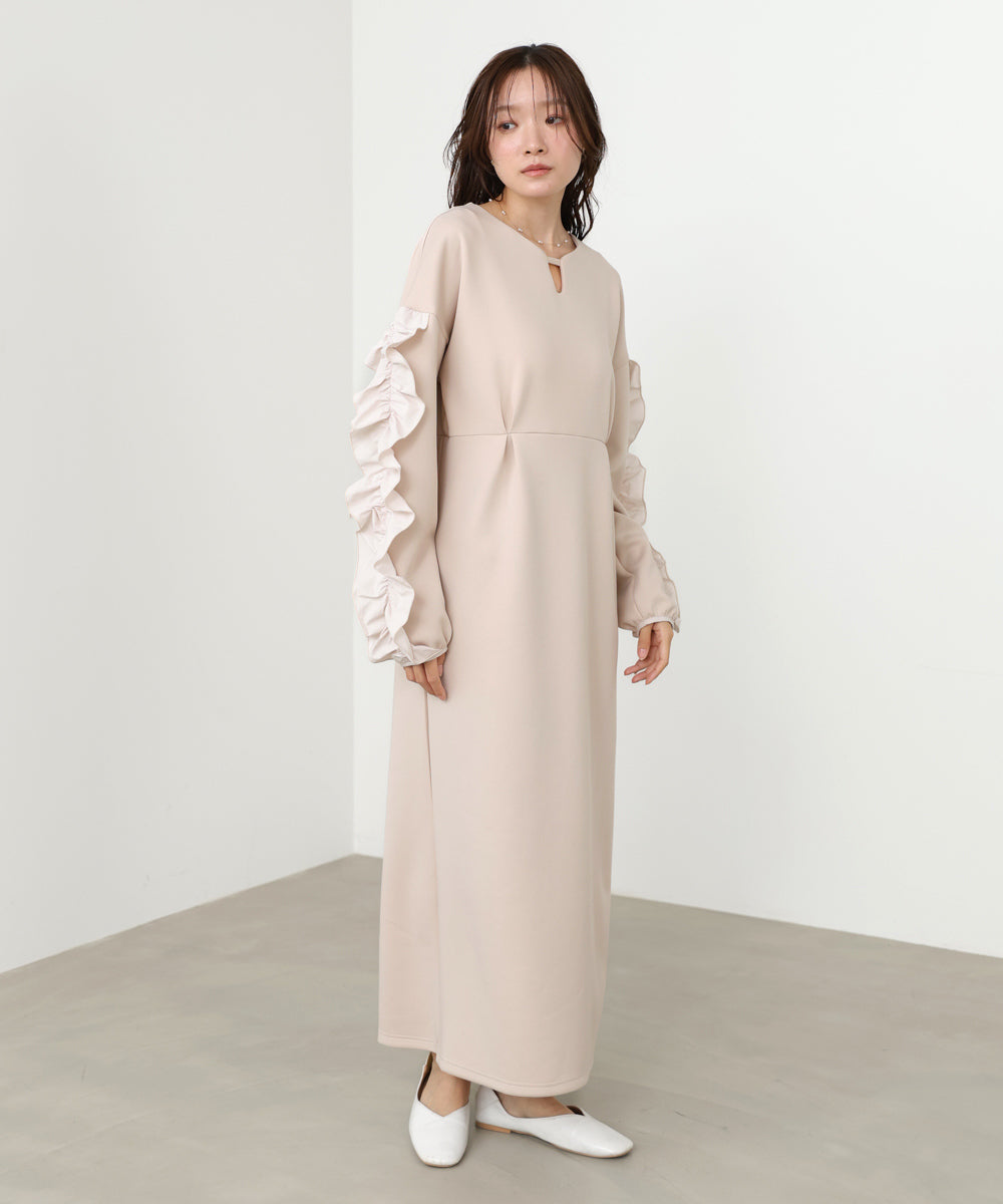 フリルスリーブポンチワンピース