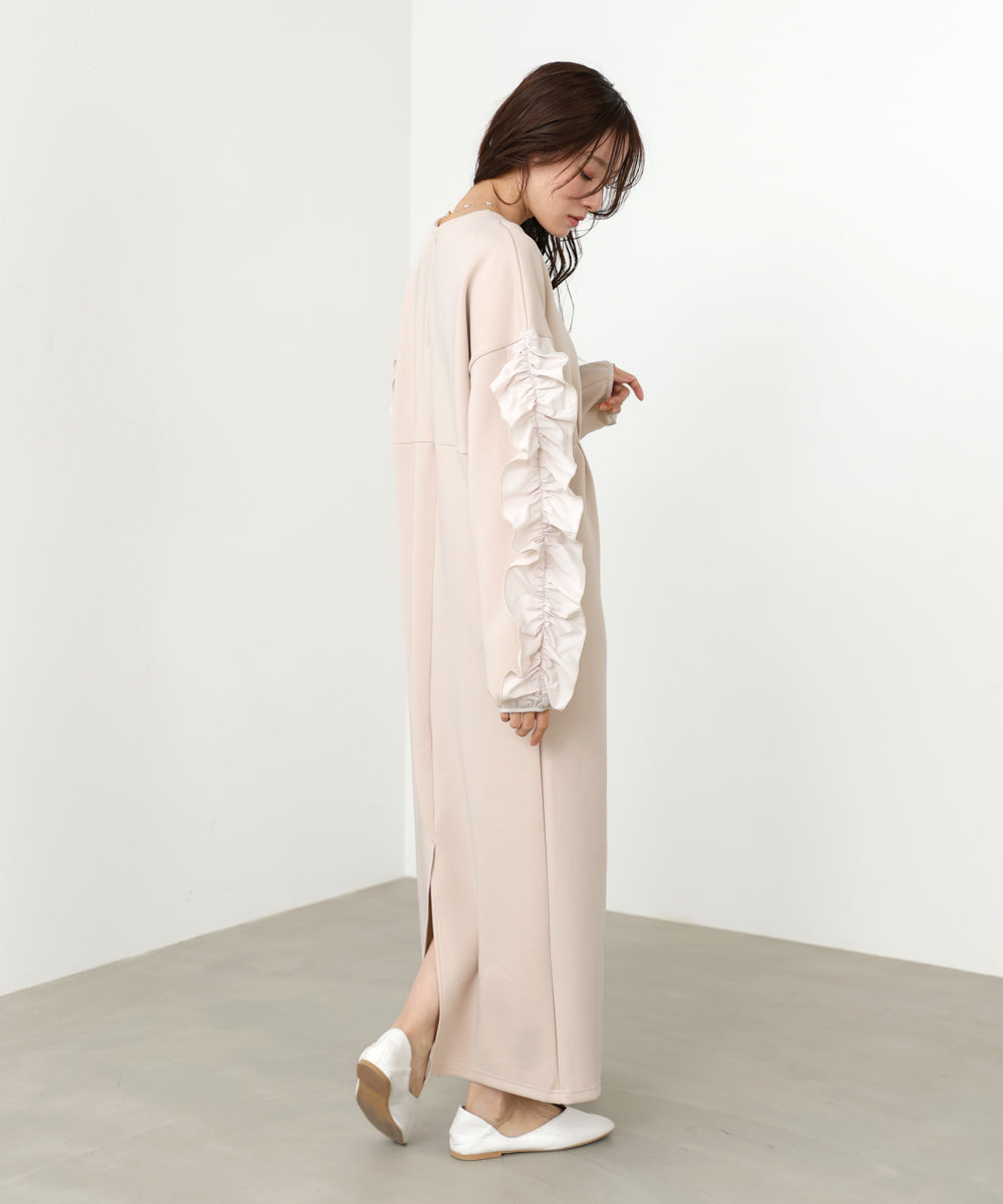 フリルスリーブポンチワンピース