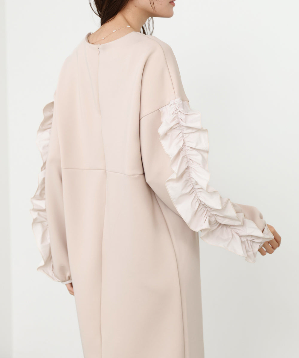 フリルスリーブポンチワンピース