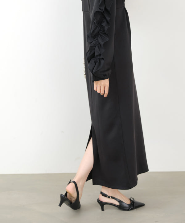 フリルスリーブポンチワンピース