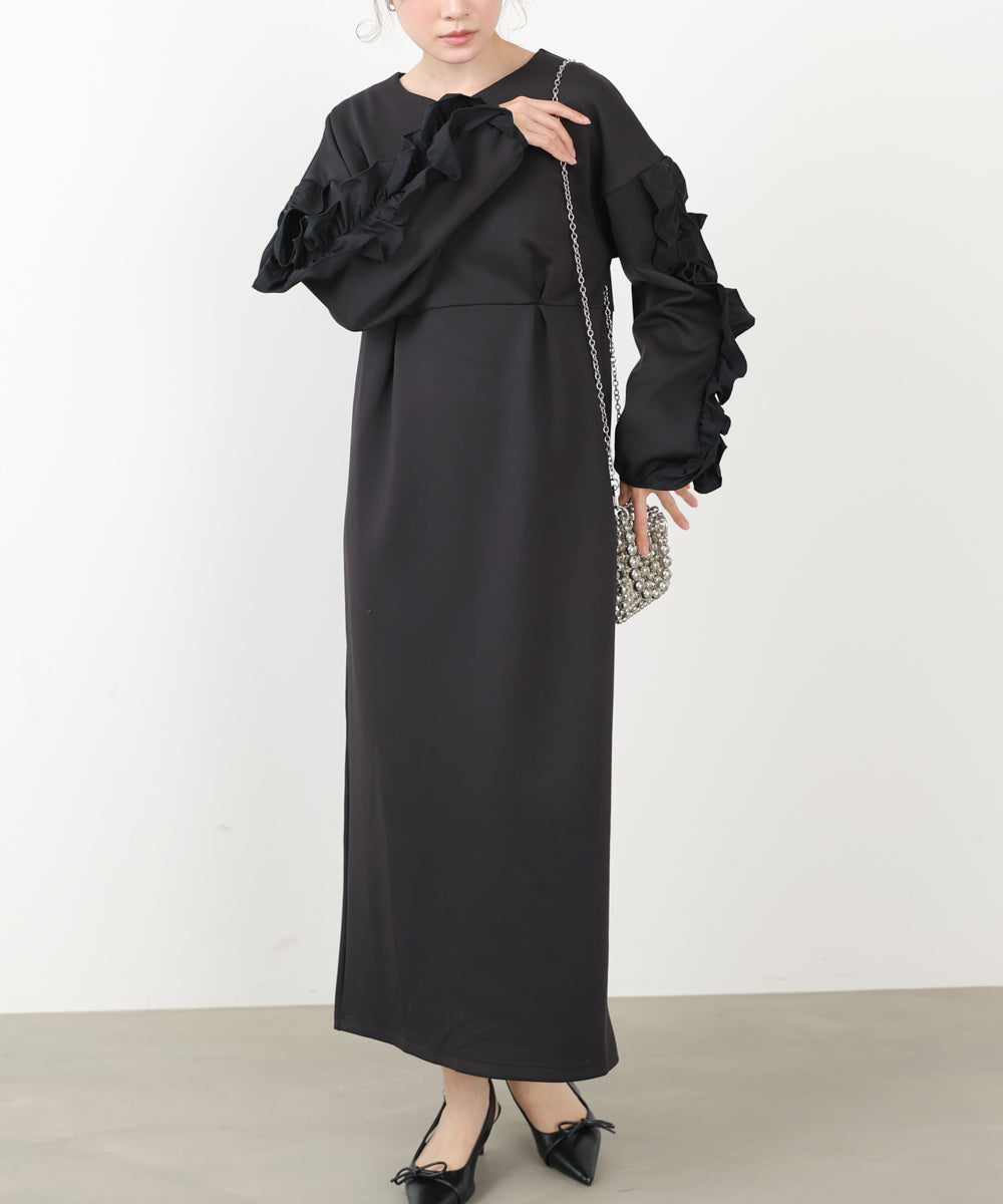 フリルスリーブポンチワンピース