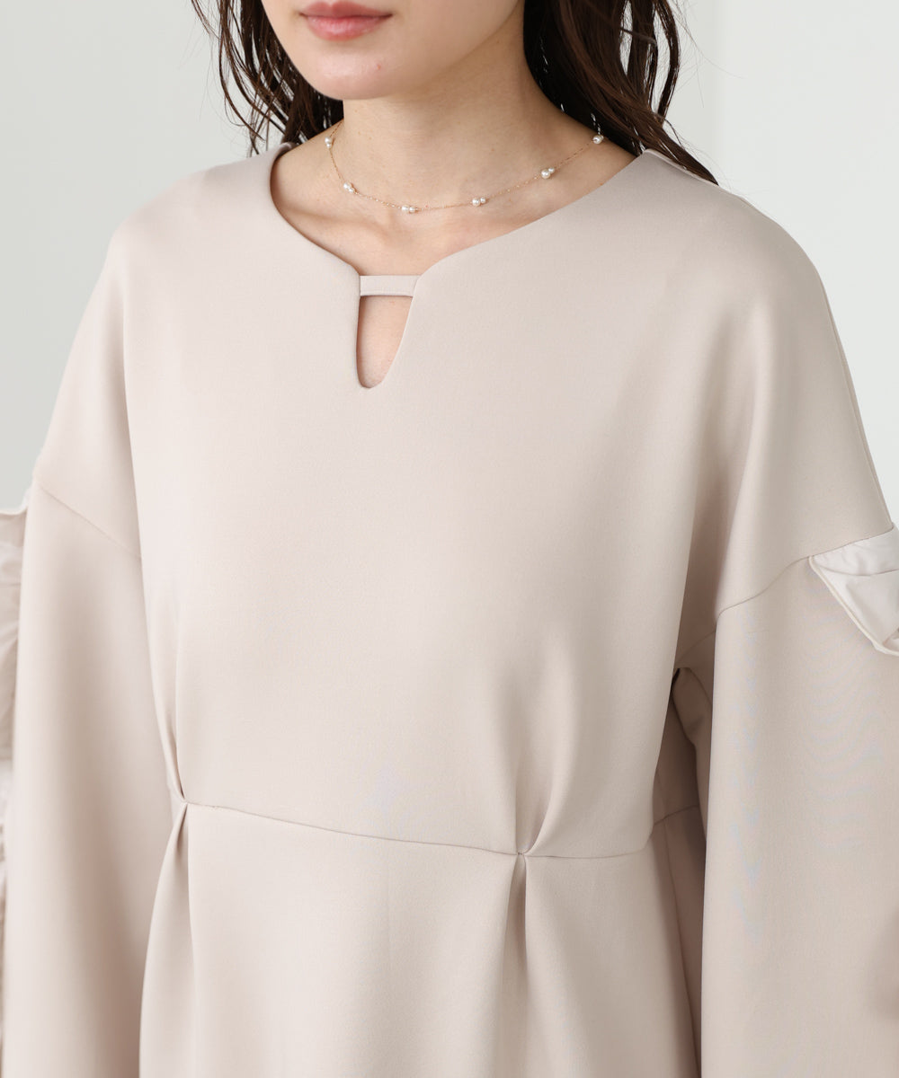 フリルスリーブポンチワンピース