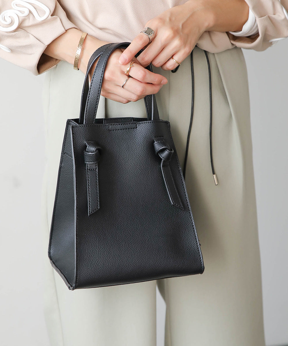 BouJeloud キューブショルダーＢＡＧ