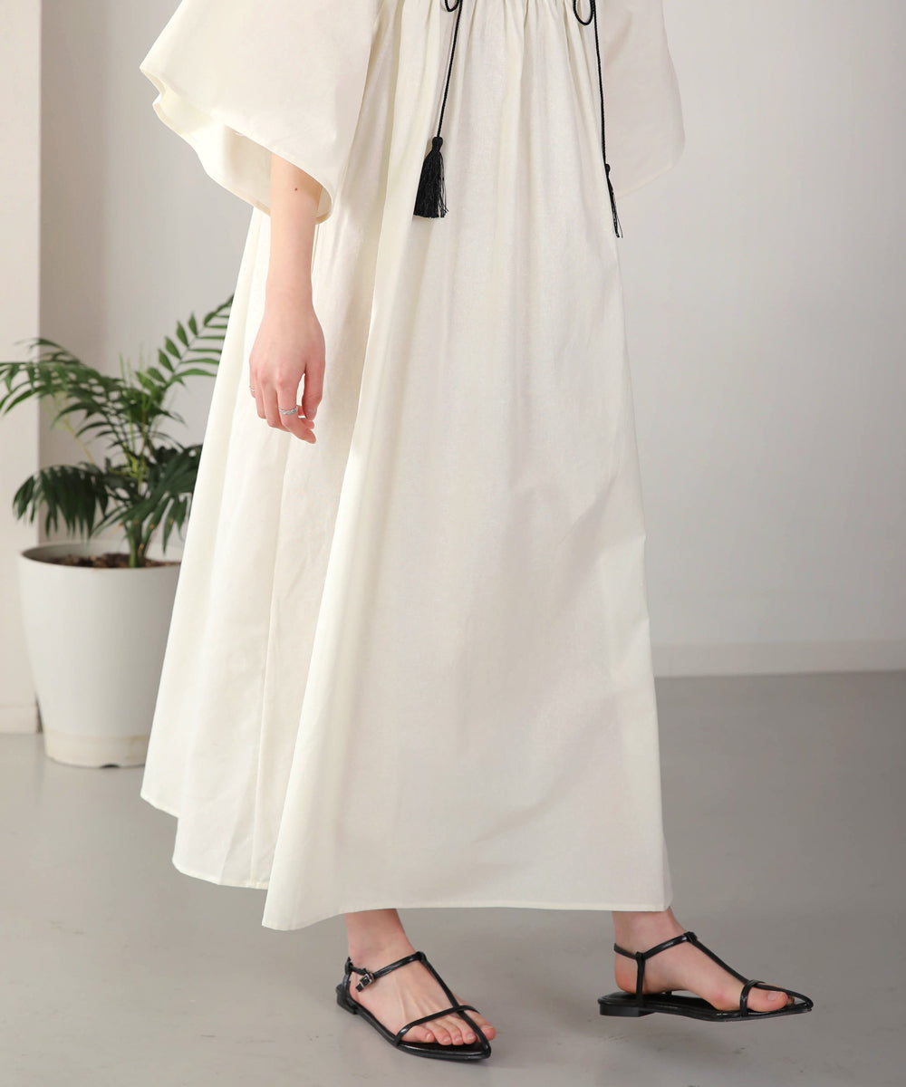 Bab フロント刺繍タッセルワンピース