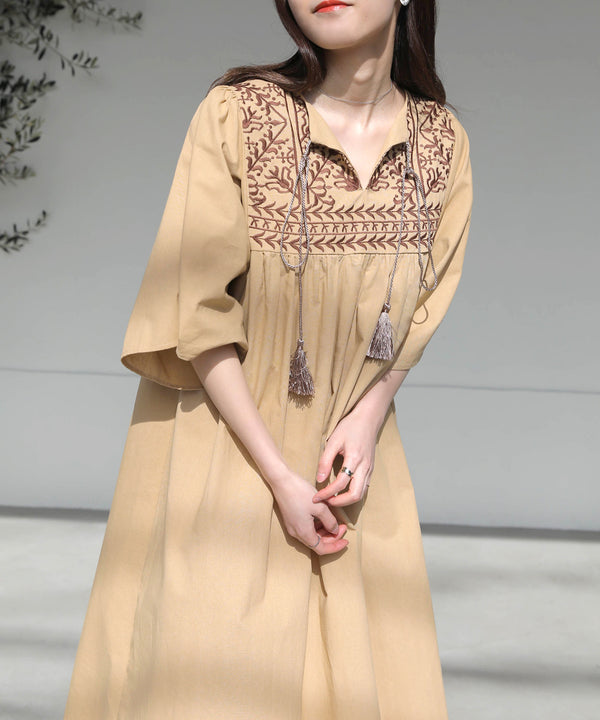 Bab フロント刺繍タッセルワンピース
