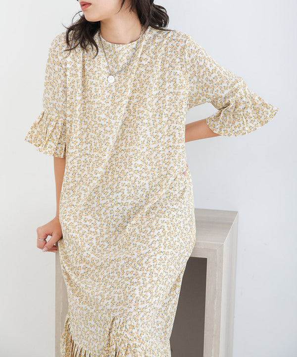 裾アシメプリーツワンピース