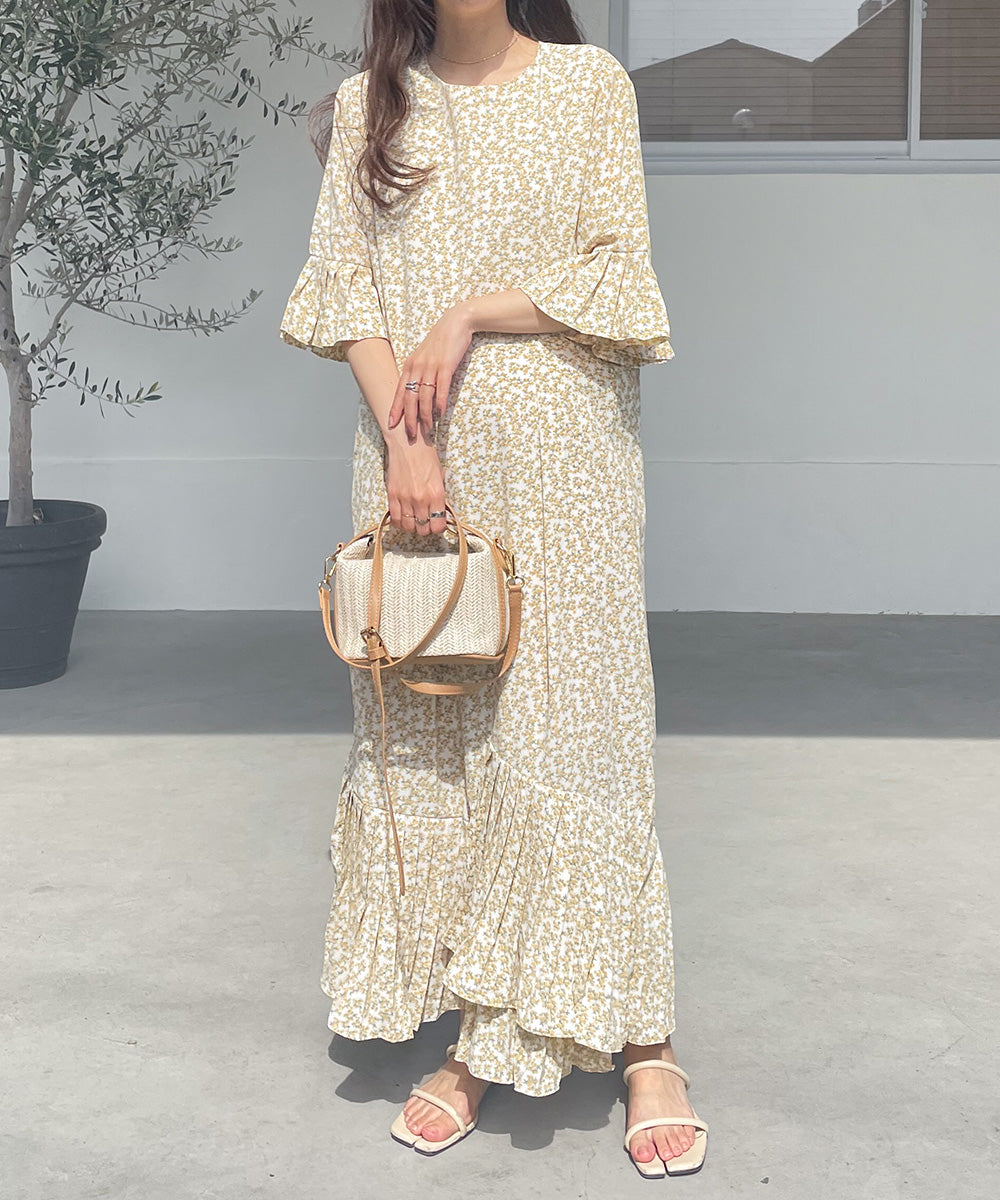 裾アシメプリーツワンピース