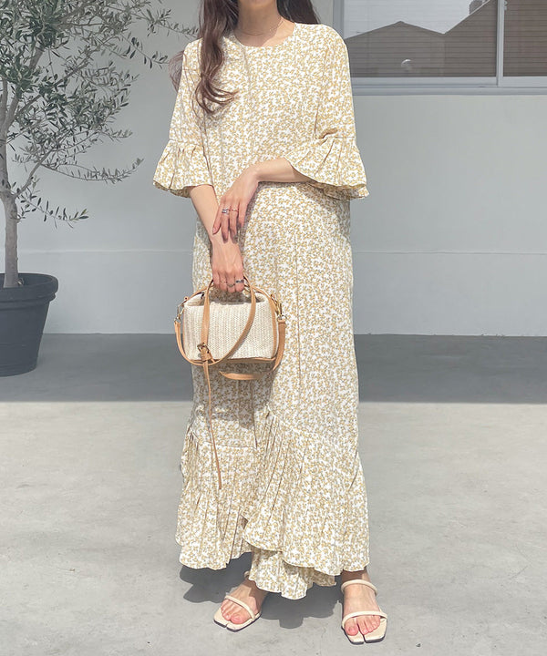 裾アシメプリーツワンピース