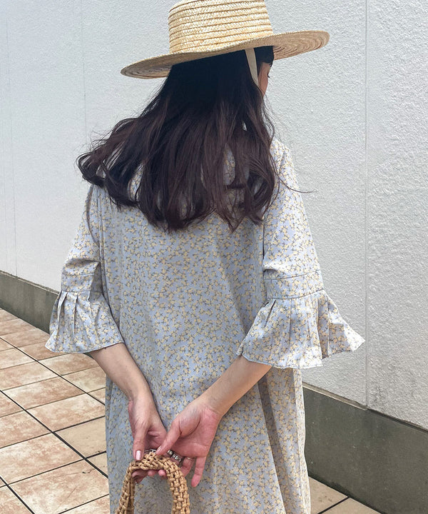 裾アシメプリーツワンピース