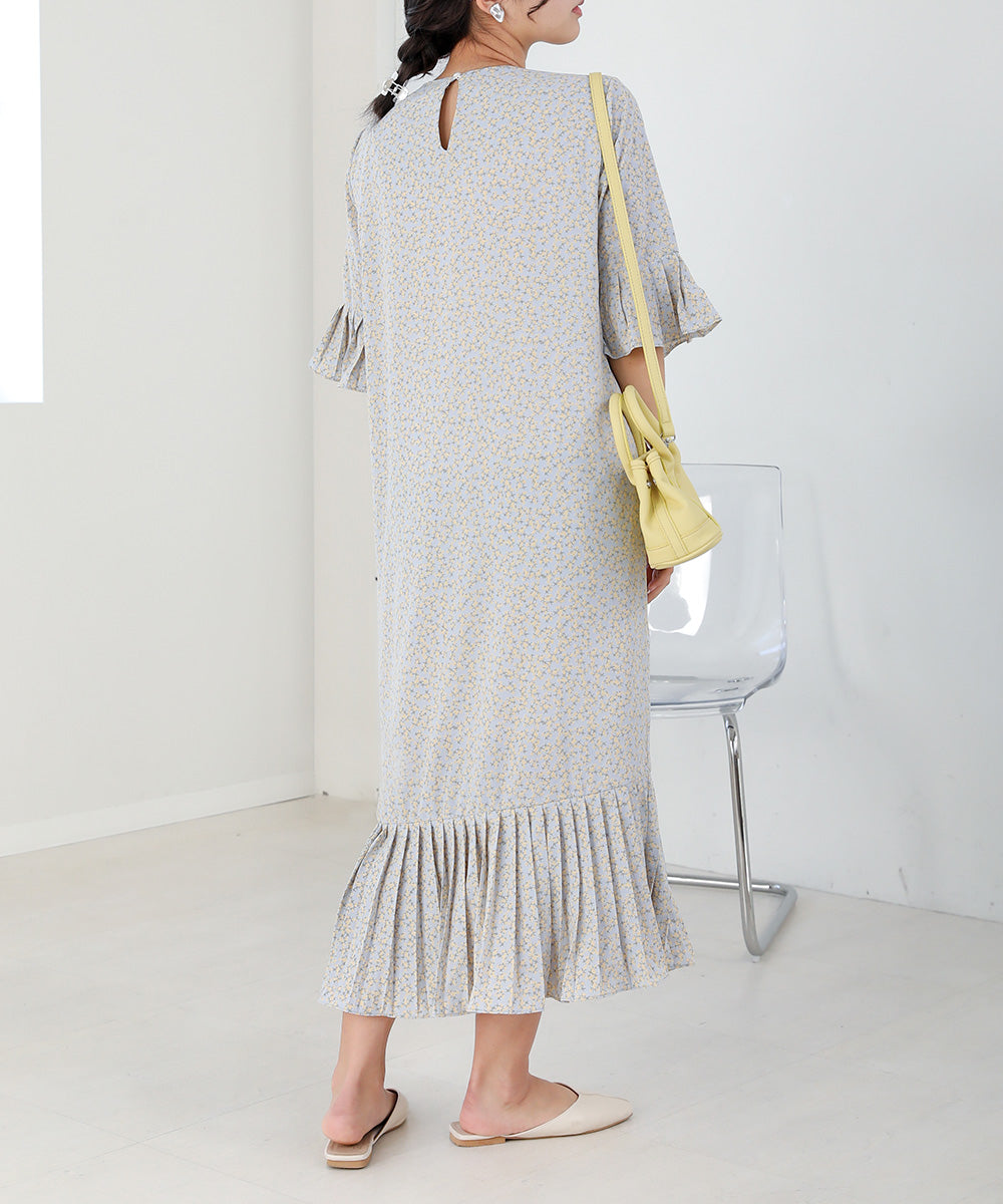 裾アシメプリーツワンピース