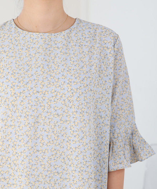 裾アシメプリーツワンピース