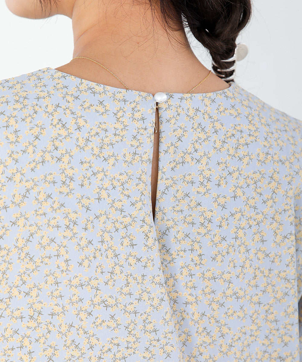 裾アシメプリーツワンピース