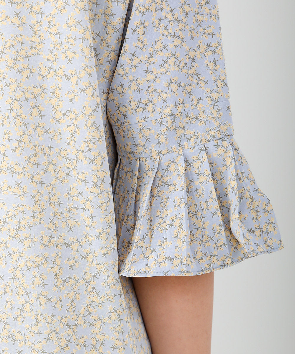 裾アシメプリーツワンピース