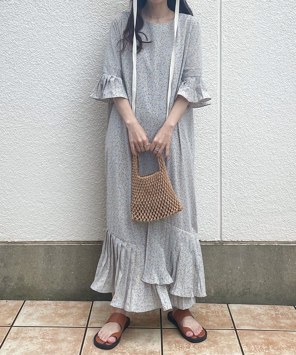 裾アシメプリーツワンピース