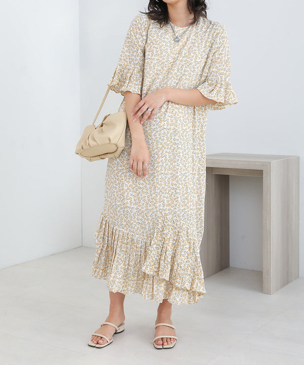 裾アシメプリーツワンピース